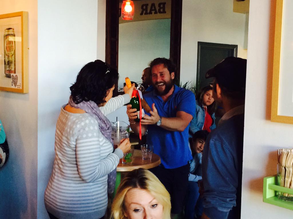 JeremiahsJourne's tweet photo. And...The winner for Best Dressed raft goes to... Bar Burritos! @barburritos @benjaminshearn @BarbicanABB #Plymouth http://t.co/Uy8K3RpoH4
