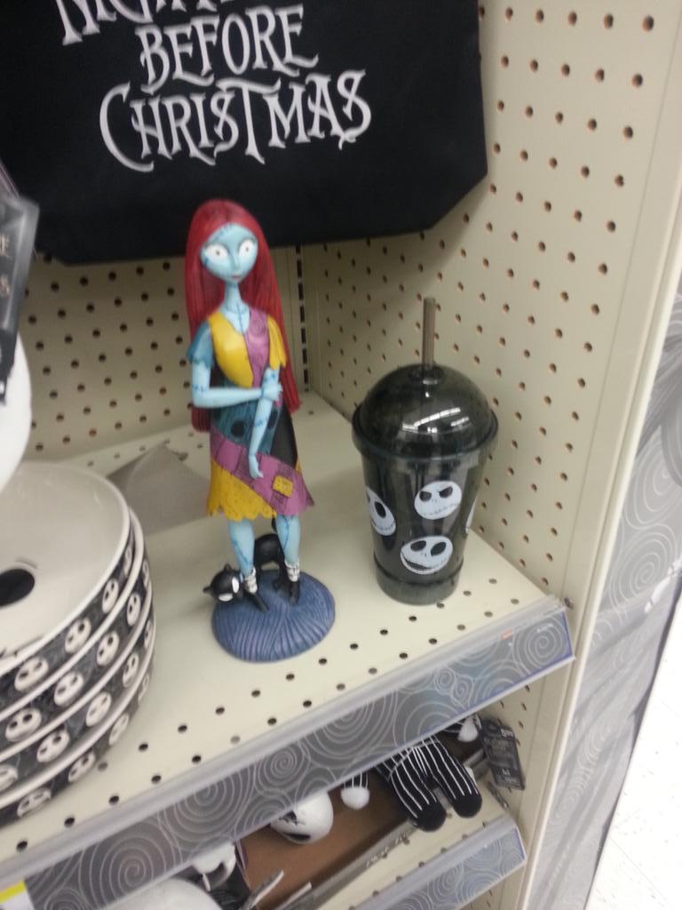 AshlynCaylen's tweet photo. Someone get the #SallyFigure or the #JackCup #TheNightmareBeforeChristmas #Walgreens please you'll make me happy. http://t.co/8LCzuFHrC3