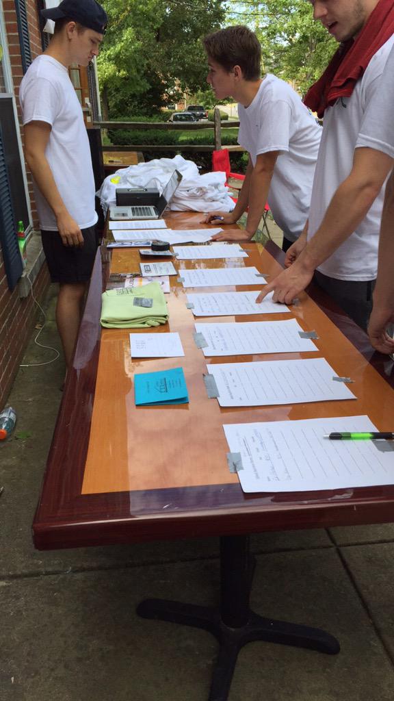 ΔΚΕ Miami tweet media