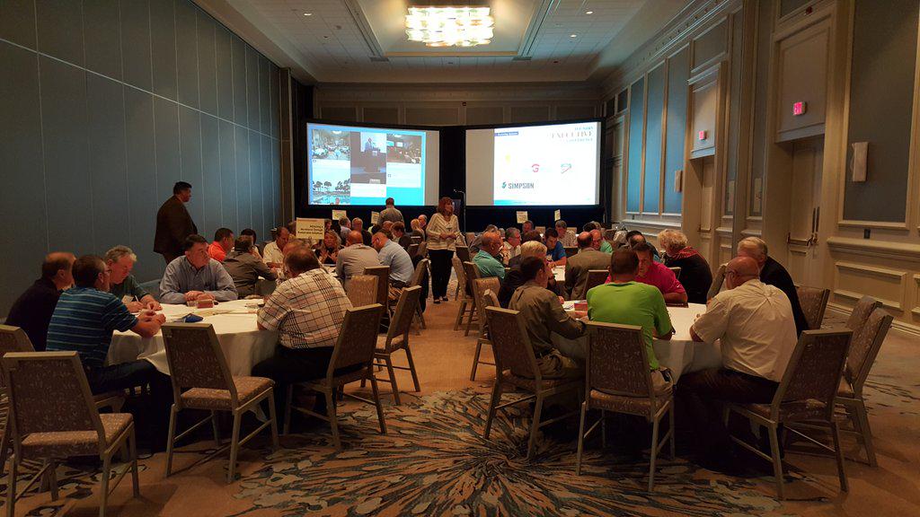 MikeLakas's tweet photo. Excellent networking opportunities at #fndryex http://t.co/H4Ayaqz75p