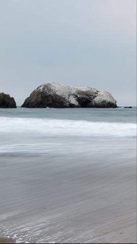 InterfaceLIFT's tweet image. Marin Headlands - Rodeo Beach by screener ifl.cc/b8x available in iOS app ifl.cc/ios