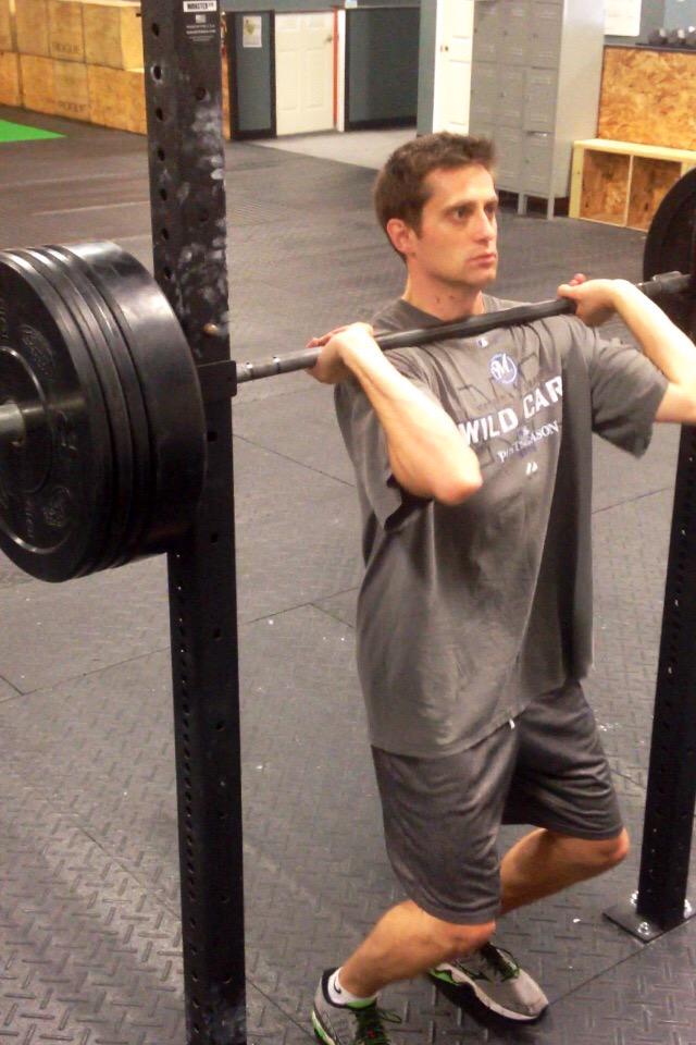 MesirowFit's tweet photo. Front squat on vid today, always trying to spot and improve weaknesses #workhard #virtuosity #dfq #crossfit http://t.co/ygf4MCH4Eu