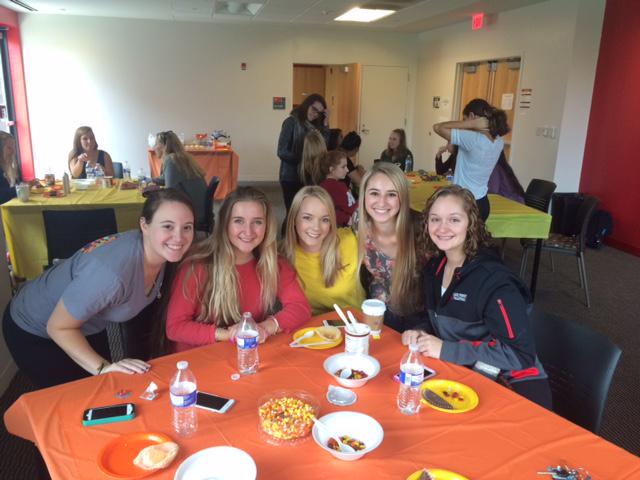 We had such a fun time decorating cupcakes with <a href="/DeeGeeLFC/">Delta Gamma - Eta Mu</a> this afternoon!