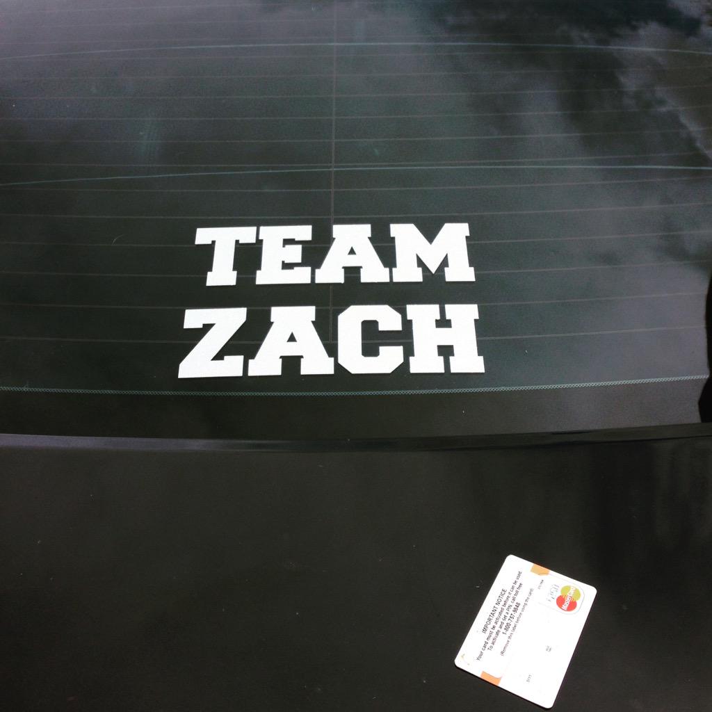SparkDFX__Al's tweet photo. #teamzach #staystrong #pray #prayersplease #likeabrothertome #loveyou #yourafighter ❤️😍😘 @zachkeisling http://t.co/JYpreofr6k