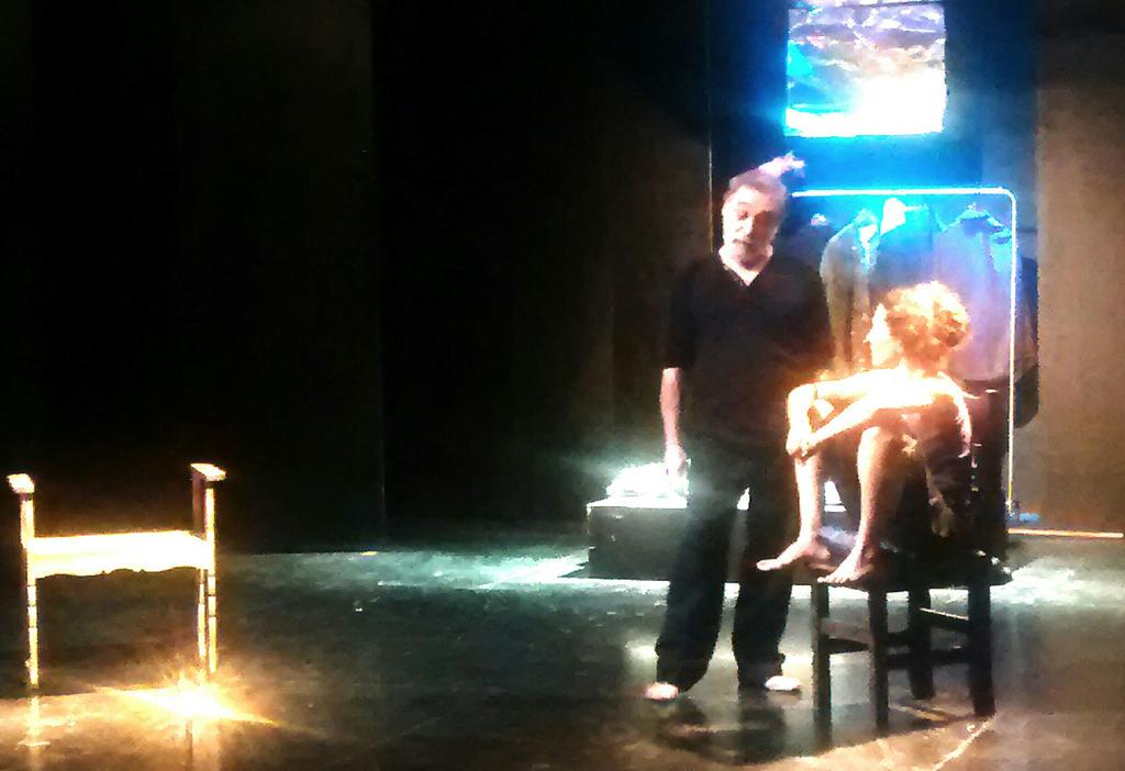 silvaproduccion's tweet photo. #Jubiloterminal de #Madrid a #BuenosAires #Teatro La Mueca @CARRIONJP  y @ValTellechea prox finde ult 3 funciones! http://t.co/5HJ8lKTZuf