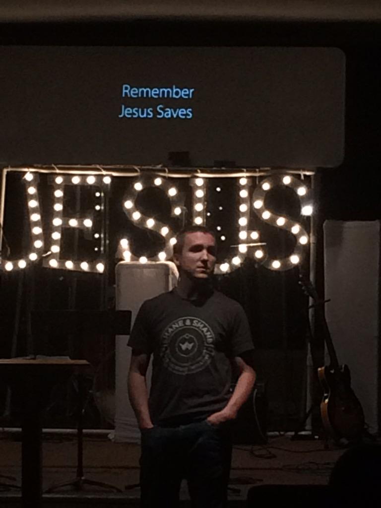 rootstogether's tweet photo. Surprise visit 2night from 1 of the gr8est! Thank u @sturnerlee 4 filling in for Jay 2night! Ur welcome here anytime! http://t.co/bMERqQkZGH