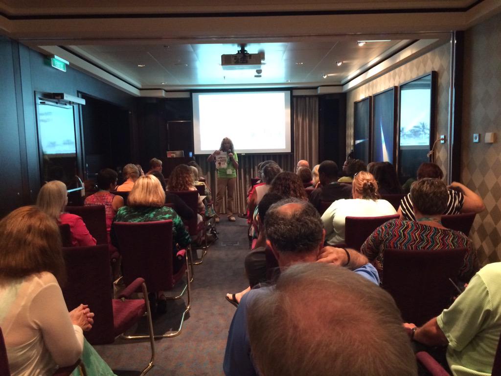 SarahKrafty's tweet photo. Learning tips and tricks with Mark Travel #funjetfamily #Nexionat20 http://t.co/9F14Fc8Q7O