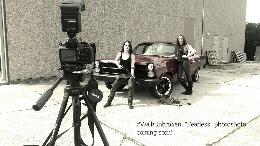 Im probably having a better day then u ;) love when I get to be the photog :)