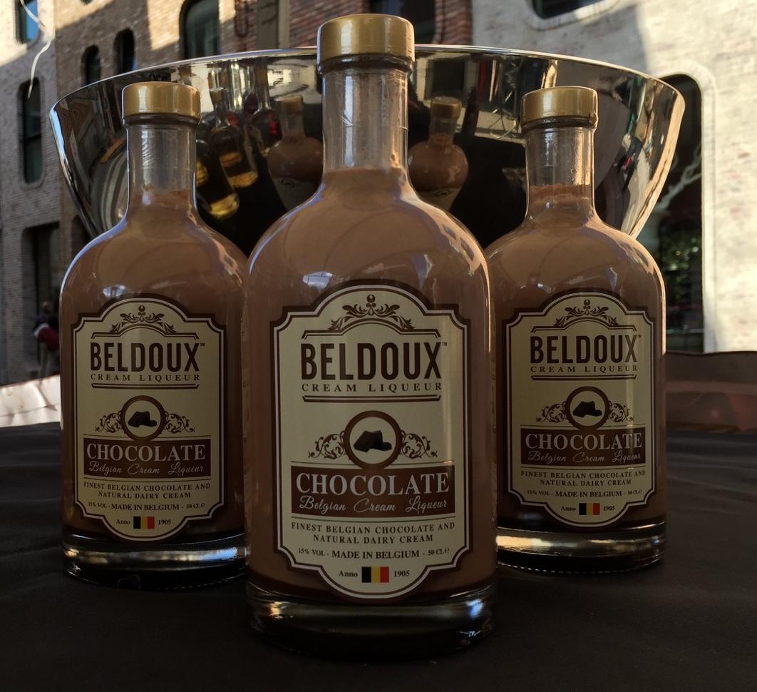 beldouxliqueur's tweet photo. Did we just created the best tasting chocolate liqueur? #Belgianchocolate #Chocolateliquor
Only the best chocolate! http://t.co/m0tHMLr25e