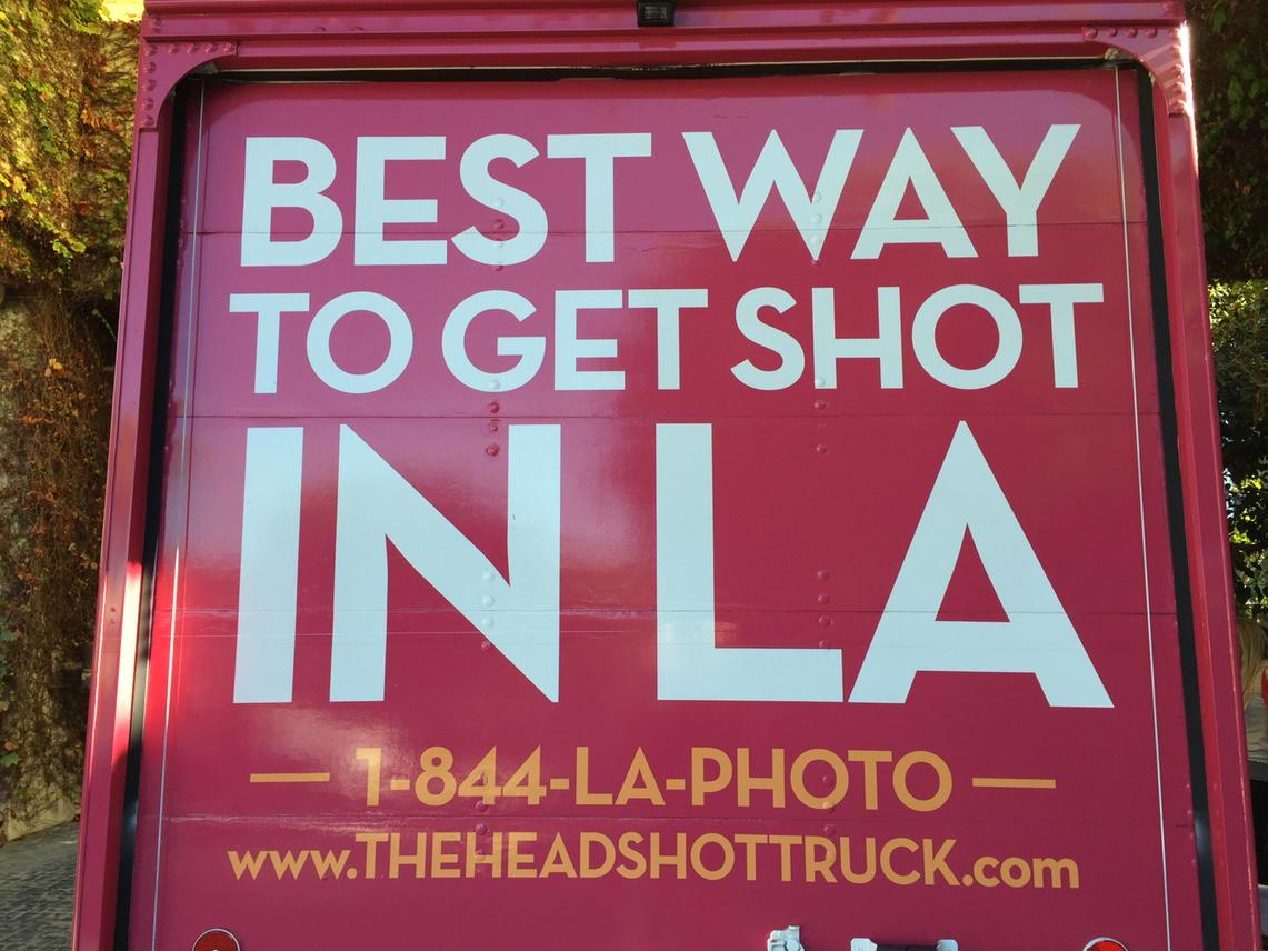 JuliaDilts's tweet photo. Coaching #startups @Iamsogal event this weekend! #theheadshottruck rocks it 4 the ladies. @pocketsun @WildHorseLabs http://t.co/KkSBpEgX85