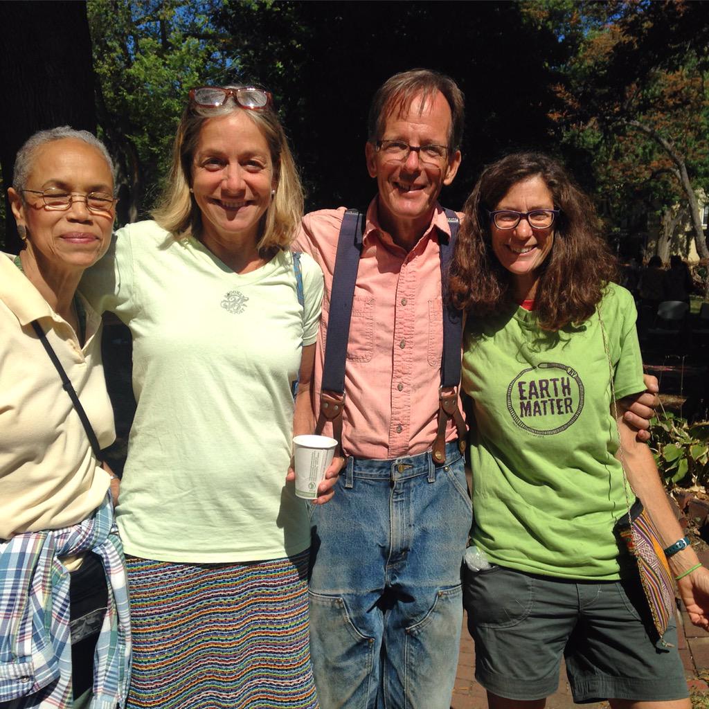 BrooklynMompost's tweet photo. @Brooklyn Mompost at @GovernorsIsland cheering on #EarthMatter. Go, #sustainablefoodsystems &amp; #zerowaste! #compost http://t.co/qrUjmkmsDg