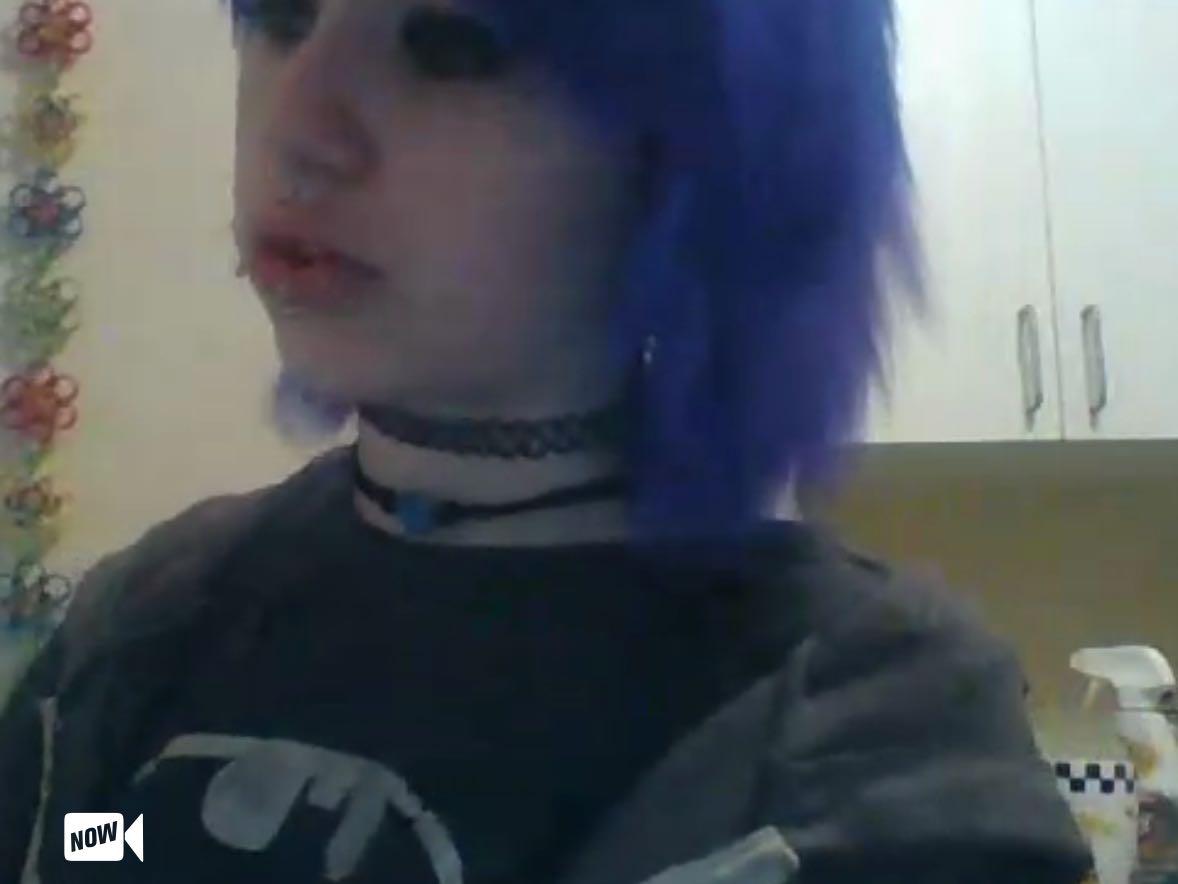 PtvXx's tweet photo. 🔴 LIVE @KrisGoesMeow on #YouNow - https://t.co/ddYqjy7YhQ http://t.co/jUQSjAb3YR
