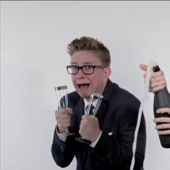 oakleyscoffee's tweet photo. On the other hand go get #TylerOakleyToHalfABillion just because he's so cute ya know . http://t.co/cZgwTdqJO2