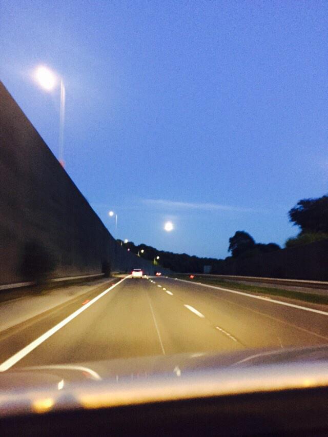thisismechell87's tweet image. #Supermoon in Plymouth on the way back to #Birmingham