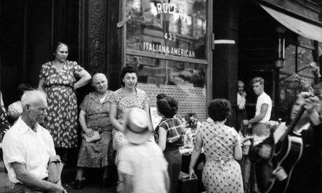 Expect_Clothes's tweet photo. Little Italy. http://t.co/y55sVDufAA