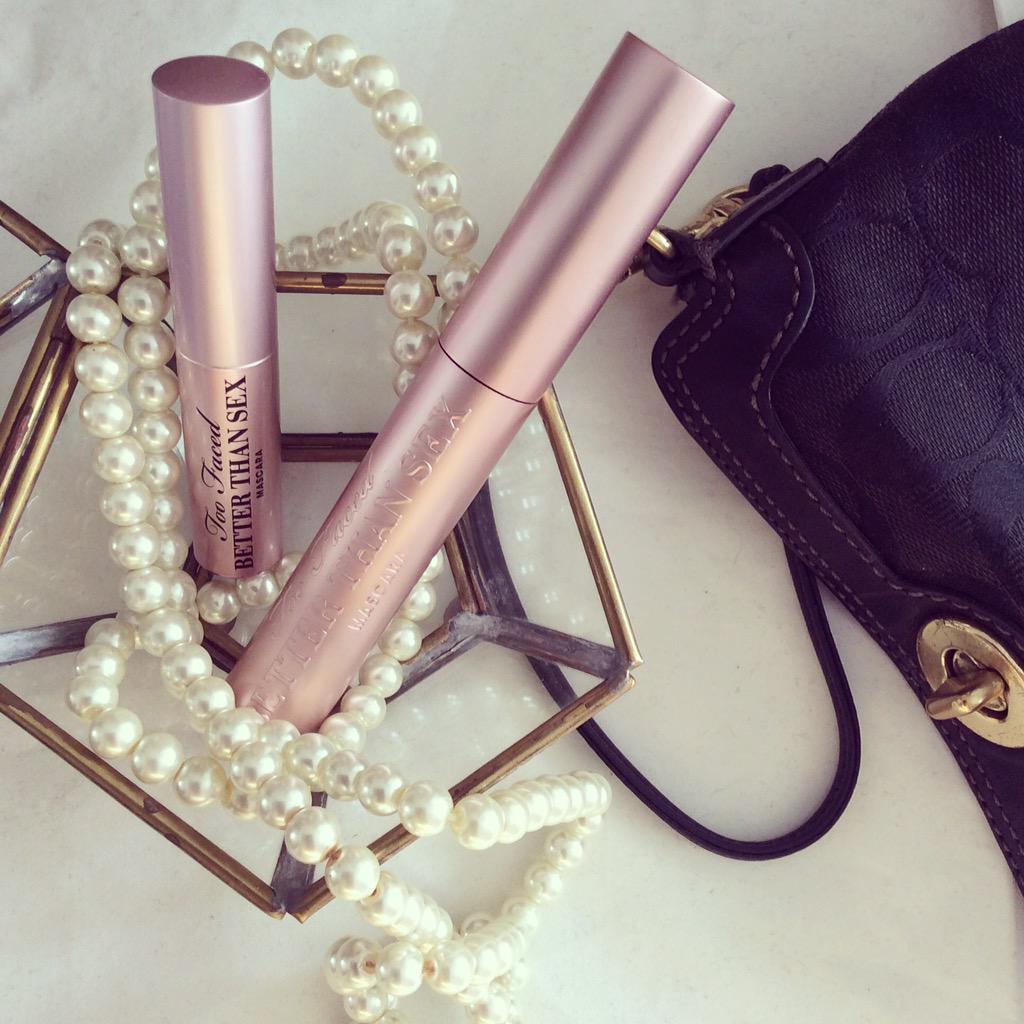 beautybrands's tweet photo. Get a full and travel size of @TooFaced Better Than Sex Mascara for $23! #BBDeal http://t.co/sHyrnKhsmW http://t.co/qqFG3uv89P
