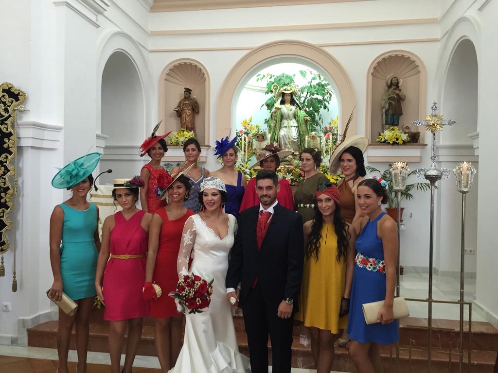 InmaIlg's tweet photo. Gran boda! http://t.co/t0flEel0BS