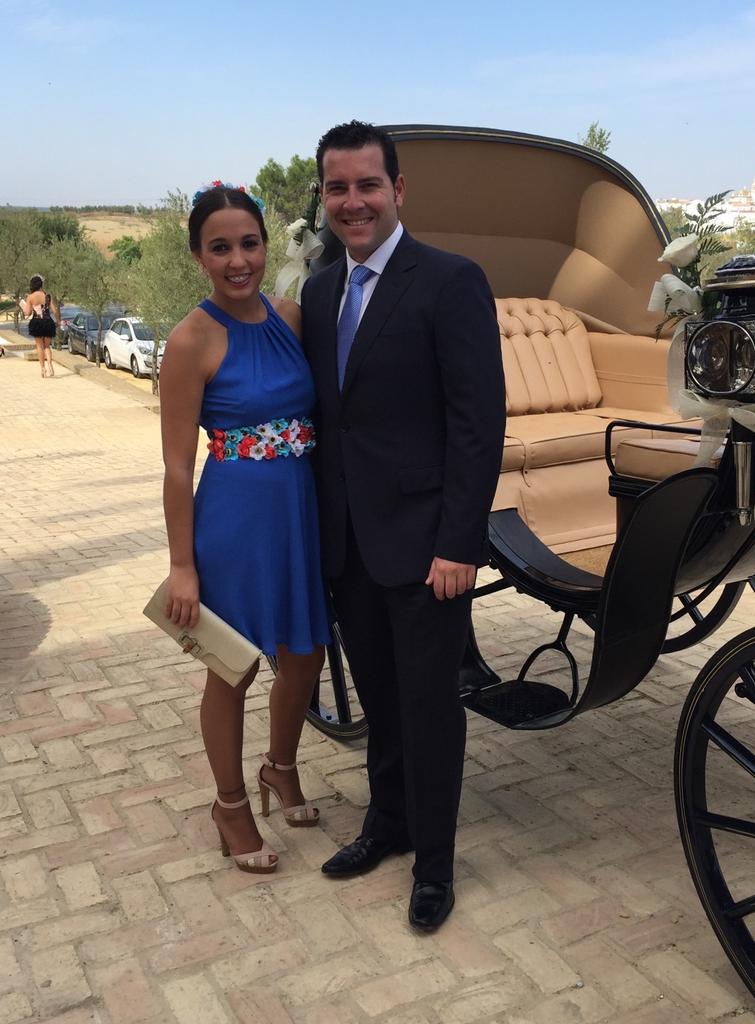 InmaIlg's tweet photo. Gran boda! http://t.co/t0flEel0BS