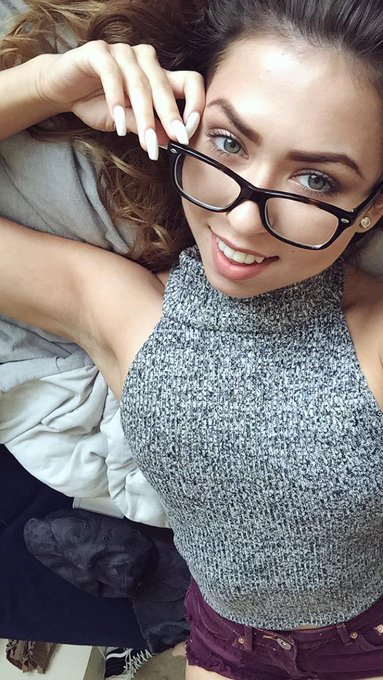 ☺️💕✨ http://t.co/nINrUsx61z<a href="/tag/porniversary"class="tags"><span>#porniversary</span></a>