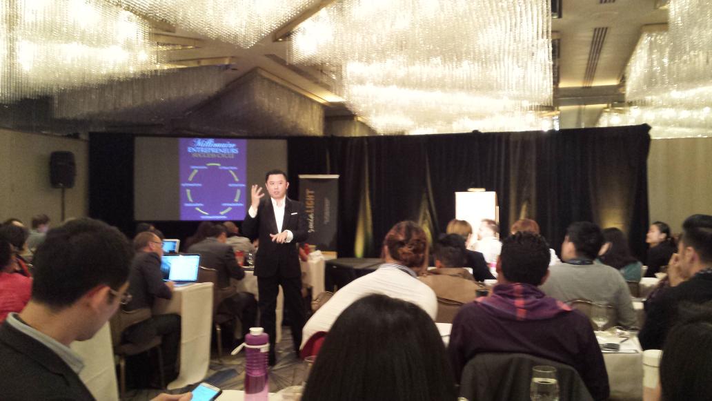 uprootnow's tweet image. Great advice day 2 #SLT15 @danthemanlok on attraction and optimization, systems and growth So much energy in the room