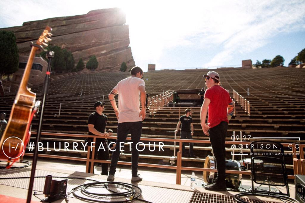 twenty one pilots tweet media