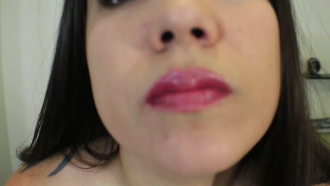 HOT new video preview from @DanaVixen https://t.co/Bj9a4lo45P @manyvids #camgirl http://t.co/LvMyOz8<a class="tags" href="/tag/danavixen">@danavixen</a><a href="/tag/camgirl"class="tags"><span>#camgirl</span></a>