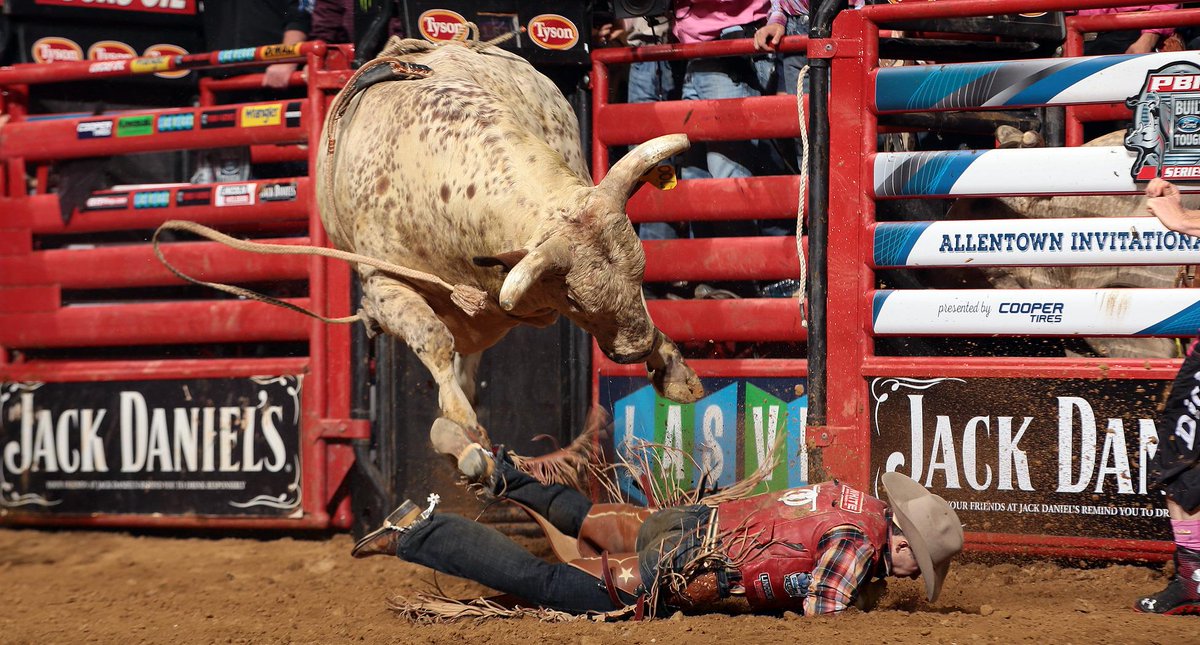 PBR's tweet photo. Retweet if you’re watching all the action from the final rounds at #PBRPA on @CBSSportsNet NOW! http://t.co/EBpzhRPb52