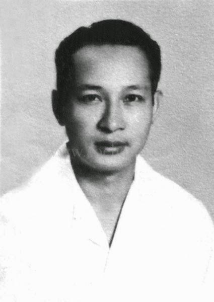 HMSoeharto1921's tweet image. Galeri Foto #MasaMuda #MasaPerjuangan Pak Harto hmsoeharto.id/2015/05/foto-p… #PusatData