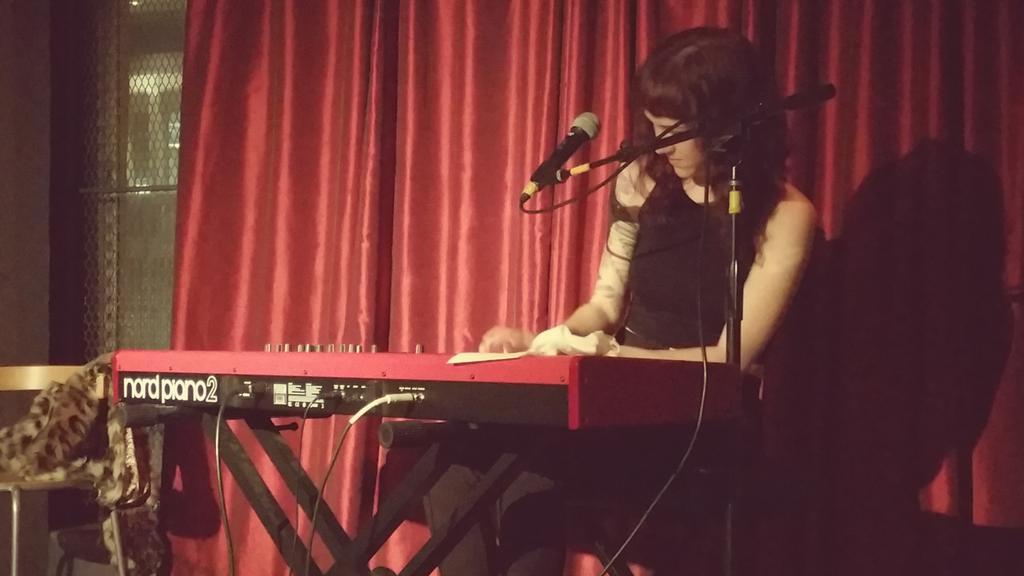 FingerDub's tweet image. #whittneymikkel @LAWordSalon @nordkeyboards incredible performance tonight