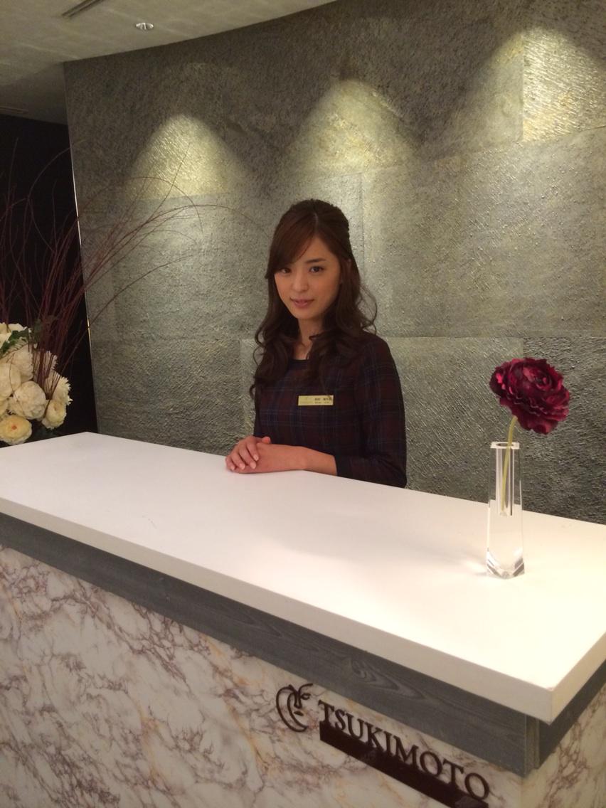 公式 火10 サイレーン スーパー銭湯ではなく 美容整形外科 月本クリニック でした カラも整形したというクリニック 何か事件に関係が 受付嬢役は 沖絵莉さんです Http T Co Cubp8frxia Twitter