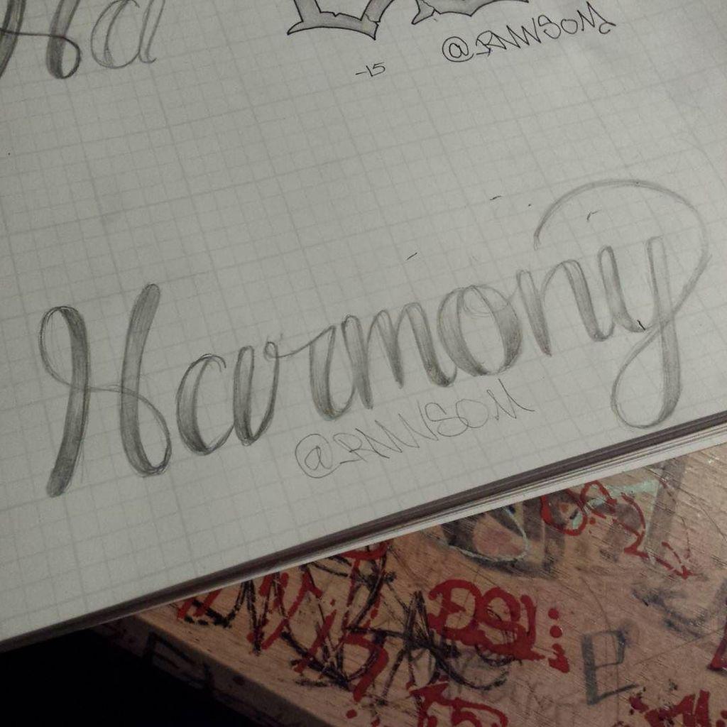 Druthersco's tweet image. By _rnwsom Rough sketches #script #scripthead #scriptgang #letters #lettering #letterhead #lettergang #type #typogr…