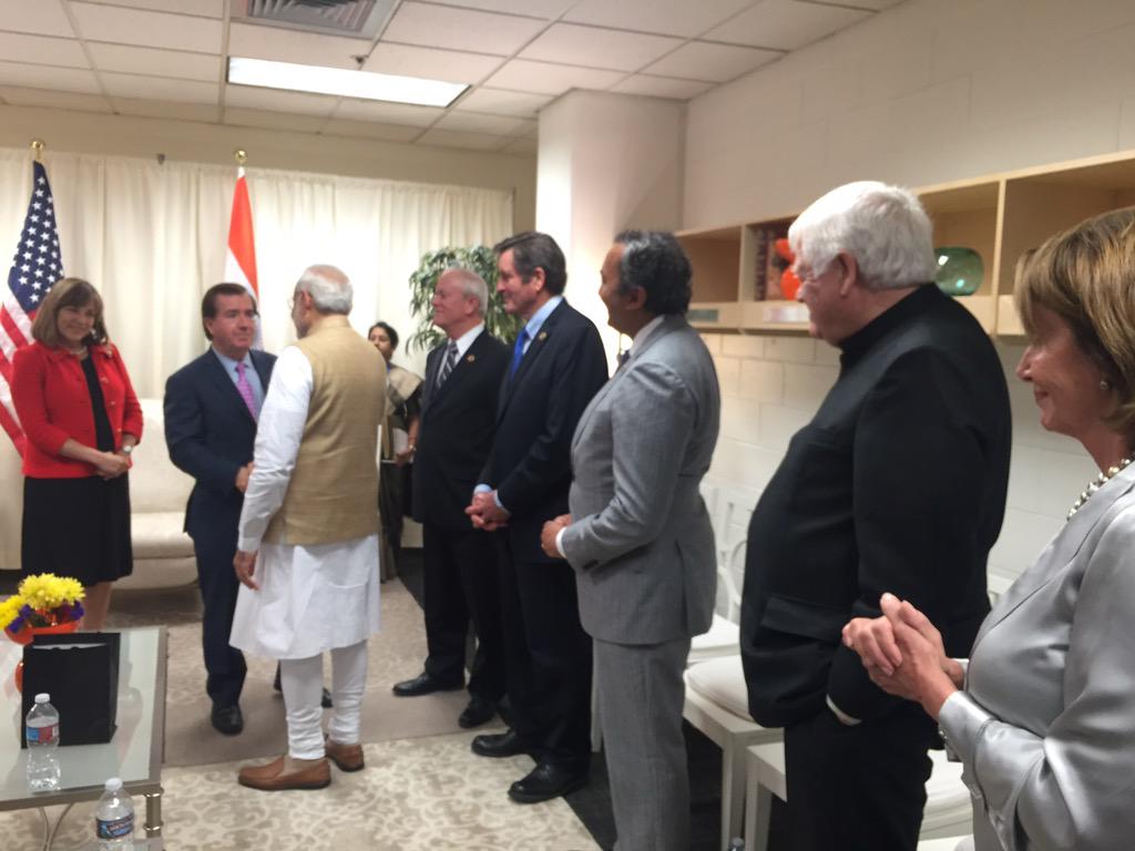 PMOIndia's tweet photo. American lawmakers meeting PM @narendramodi before the community programme. #ModiAtSAPCenter http://t.co/I36iQR9hoL