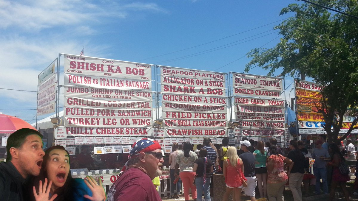 KhakiBlueSocks's tweet photo. @taraplatt17 @YuriLowenthal Welcome to the Ponchatoula Strawberry Festival, guys! #GreenScream http://t.co/KsscbFLJBH