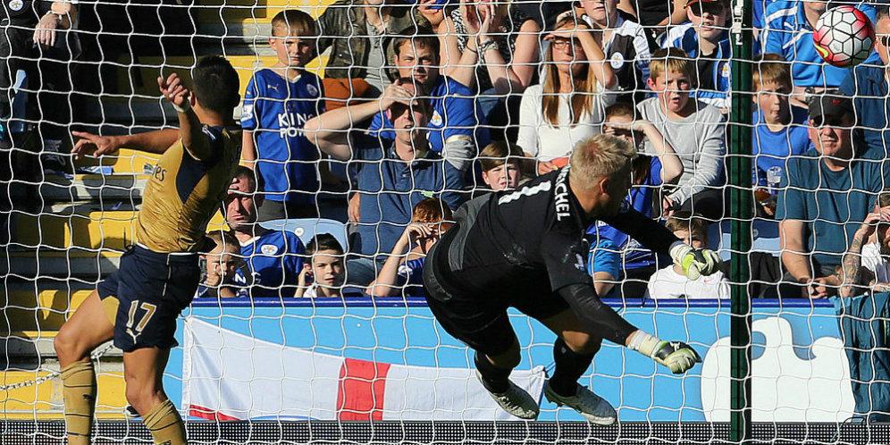 mdk.to/0Fow-oki - Rekor yang Terselip di  Hattrick Alexis Sanchez