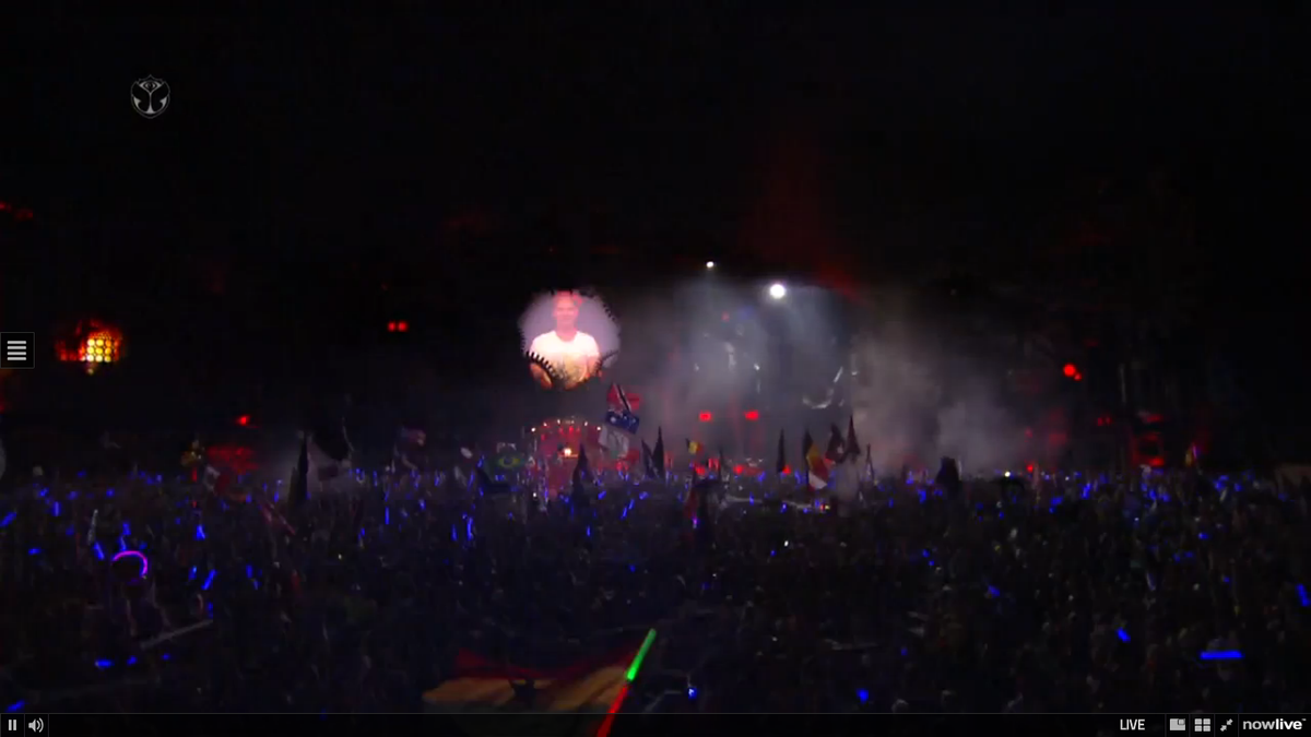 WeraErazo's tweet photo. @arminvanbuuren @TomorrowWorld 
#SunIsShining #SaveMyNight 
#TheEnd #TheLastDay 
#LoveYou #Trance #EDM 
Te pasaste!! http://t.co/nMWsumYqbX