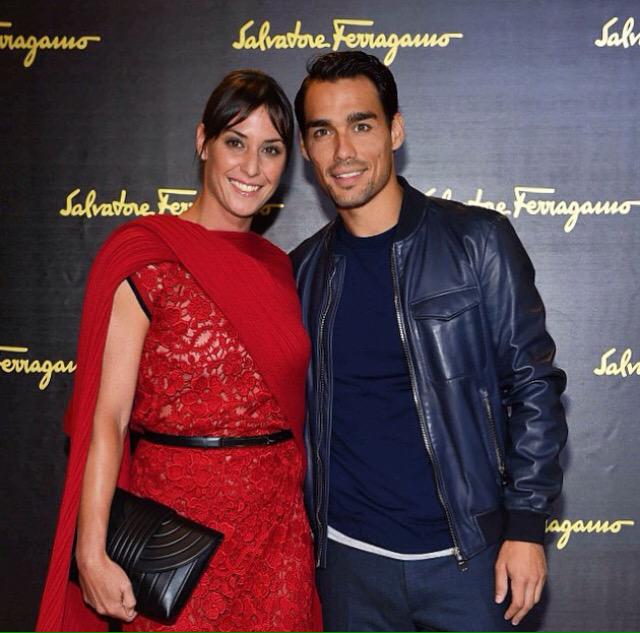 FogniniFansClub's tweet photo. Milano fashion week, sfilata Ferragamo @fabiofogna @flavia_pennetta http://t.co/waMJcBComI