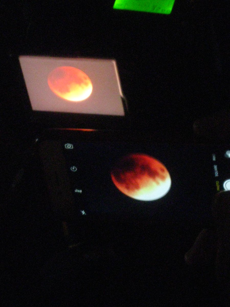 ehchen's tweet photo. Thanks to my well-equipped friends @MIT, here's MY photo, of a photo, of a photo of the eclipse! @NASA_Marshall http://t.co/0lStQ8DDX1