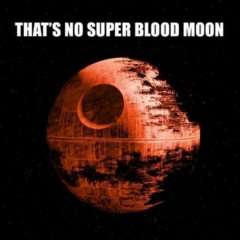 dmataconis's tweet photo. The clouds cleared and I finally got a picture of the #SuperBloodMoon http://t.co/0D2gUjnywe
