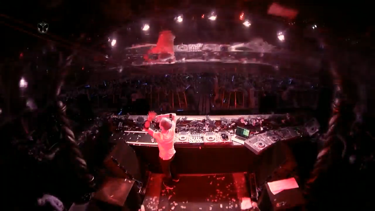 WeraErazo's tweet photo. #Moon #Memories 
@arminvanbuuren​ @TomorrowWorld ​
#UnitedWeAre #Trance #EDM <3
#EndShow #PerfectTime
Coming Soon.. http://t.co/m7cxkW82Gr