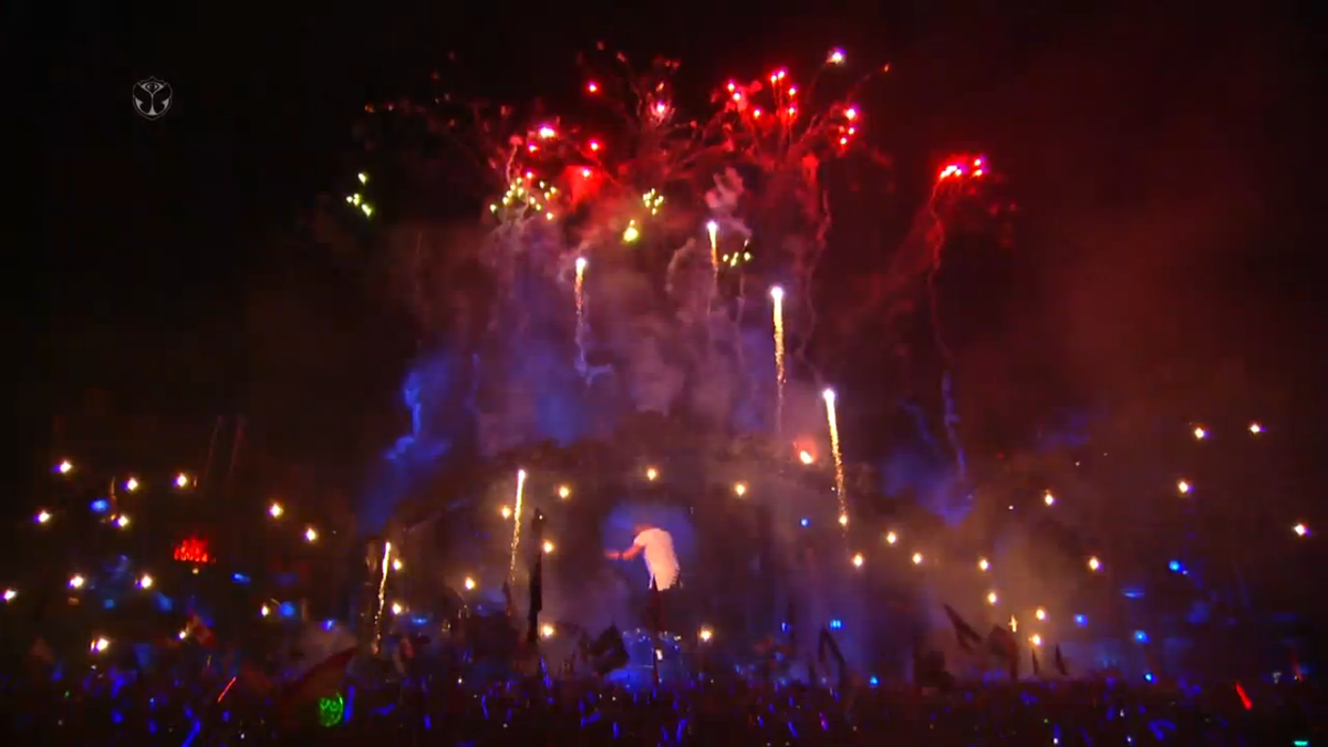 WeraErazo's tweet photo. #Fireworks
@arminvanbuuren @TomorrowWorld ​
#YourHouseIsMine #PingPong
#AnotherYou <3
#TheEnd #LoveIt 
SeeYou Soon.. http://t.co/Akrt5t2Mc6