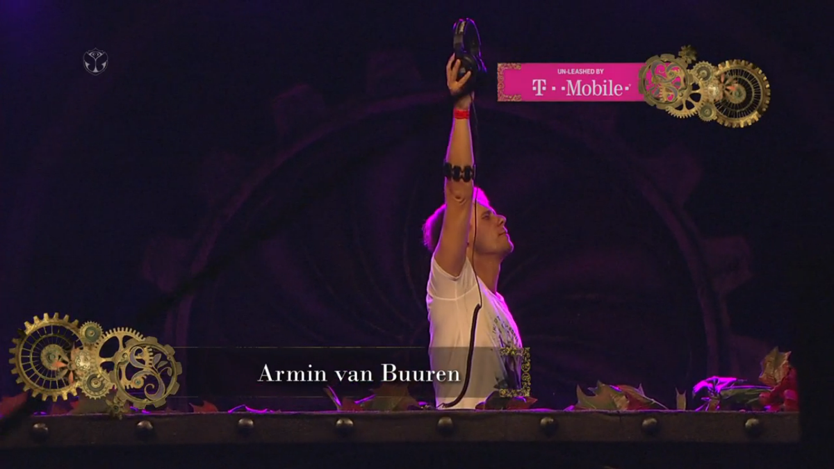 WeraErazo's tweet photo. #Fireworks
@arminvanbuuren @TomorrowWorld ​
#YourHouseIsMine #PingPong
#AnotherYou <3
#TheEnd #LoveIt 
SeeYou Soon.. http://t.co/Akrt5t2Mc6