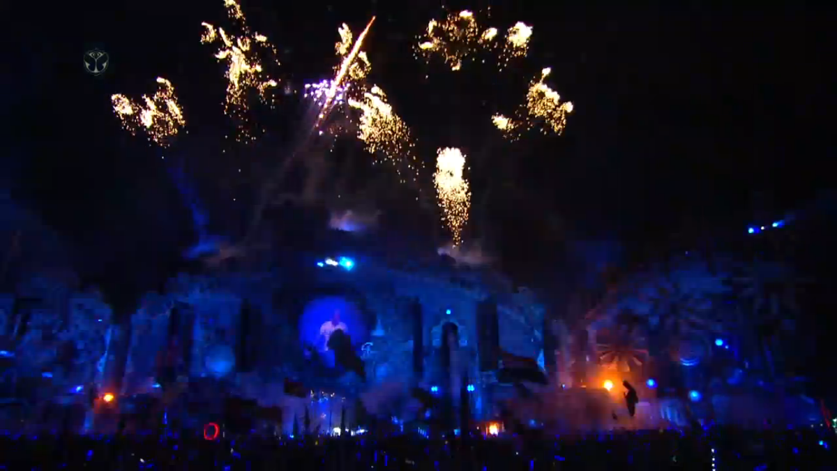 WeraErazo's tweet photo. #Fireworks
@arminvanbuuren @TomorrowWorld ​
#YourHouseIsMine #PingPong
#AnotherYou <3
#TheEnd #LoveIt 
SeeYou Soon.. http://t.co/Akrt5t2Mc6