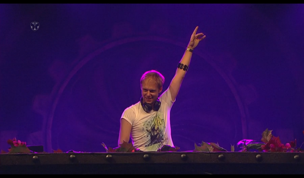 YRSOUNDMIX97's tweet photo. Increible Gran cierre!! @arminvanbuuren #TomorrowWorld2015 #TomorrowWorldLIVE
#ArminVanBuuren http://t.co/Km1c3Z4nps