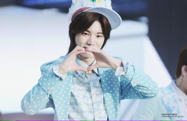 930903_SB's tweet photo. @hyunahyunabooom 

ヌナ誕生日なのかな？記念日？もしや両方かな？
御目出度う 此れからも僕等仲良くしよう
生まれて来てくれて出逢ってくれて有難う 素敵なヌナが素敵な日々を過ごせます様に http://t.co/lG36X6k51u