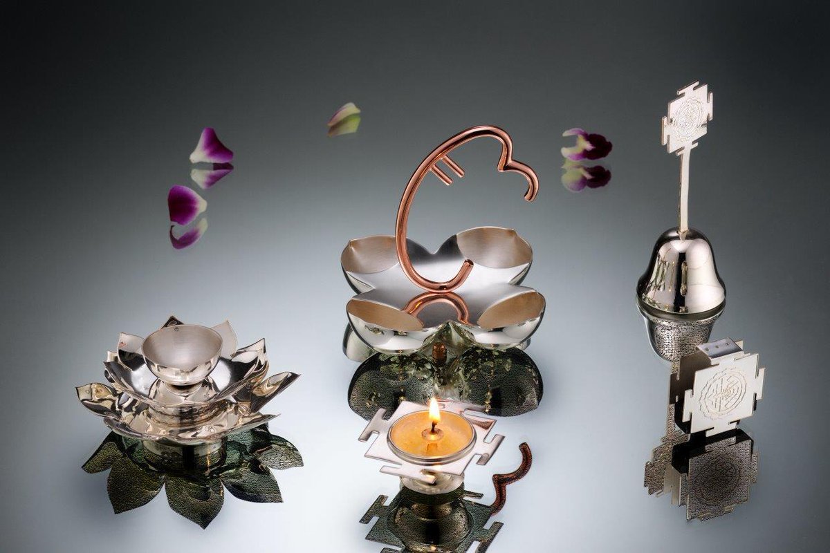 Episode_Home's tweet photo. With approach of Diwali festive season,an exclusive range of traditional silver diyas with beautiful accoutrements. http://t.co/zbnIQ8VsVF
