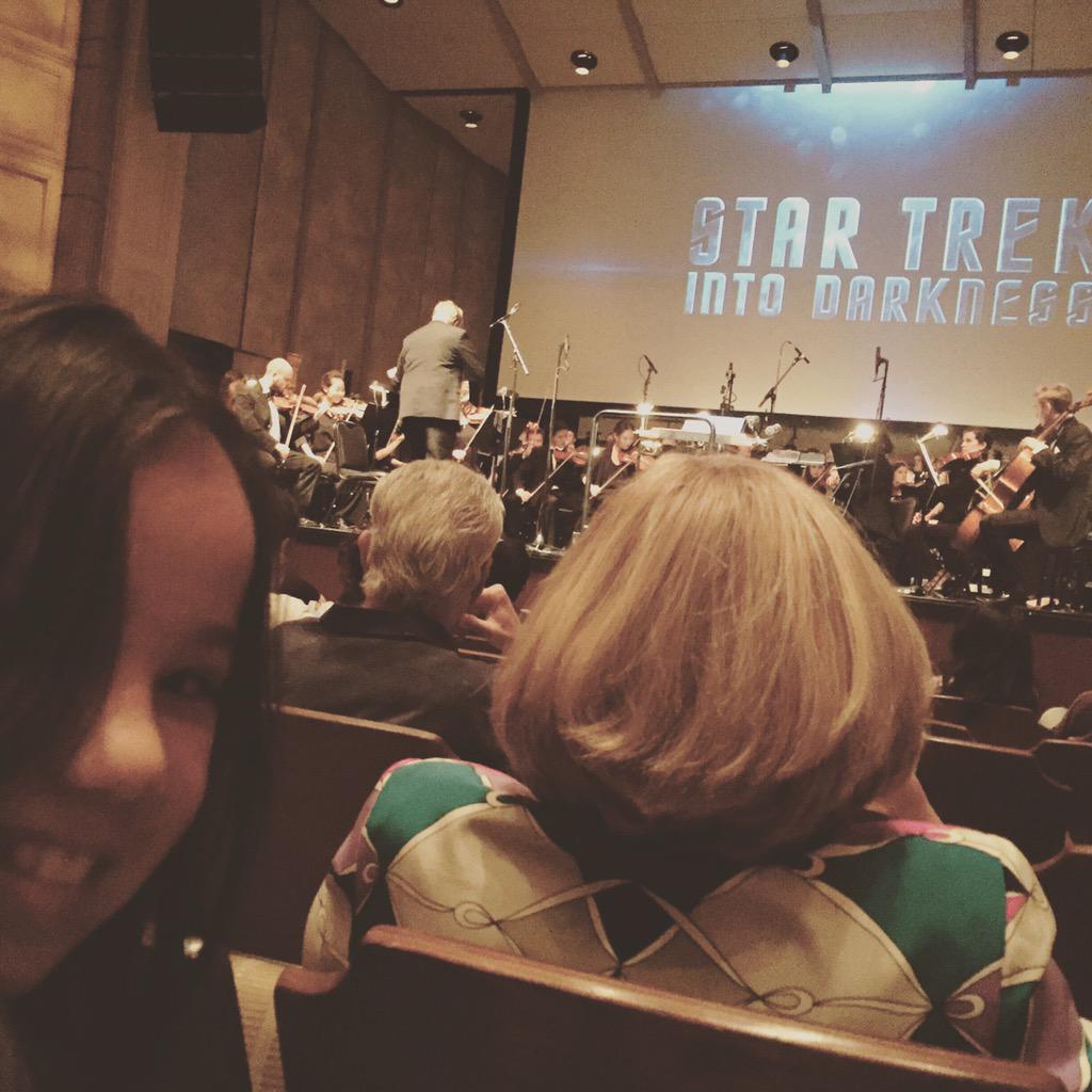 CBeckOfficial's tweet photo. Tuning up before #startrekintodarkness #livetopicture. Thx @AYSymphony @dnewmanm5 @m_giacchino for a great evening http://t.co/CmrTMOnX8S