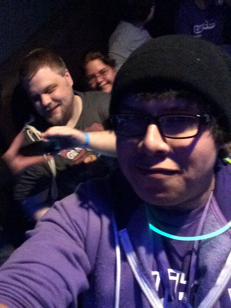 GhostUnderscore's tweet image. Look at these nerds @CrustyMustard90 #BuildGuildParty