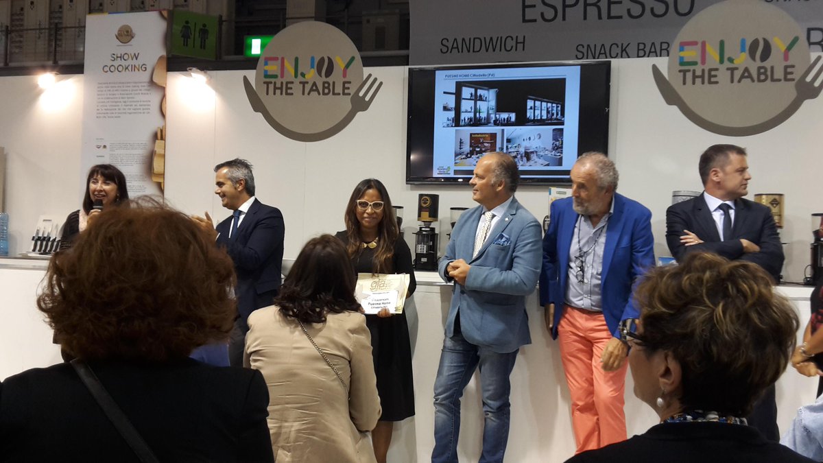 Il primo BOSA SHOP si trova nel negozio più bello d'Italia. Puesme Home vince il "Global Innovator Award Italia"