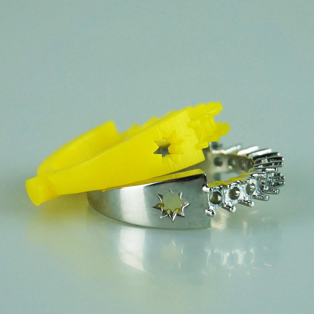iMakrStore's tweet photo. Check out this #3Dprinted ring casted from the @Stalactite3d resin - http://t.co/2WSL20kLDA http://t.co/DpFW8vfFQb