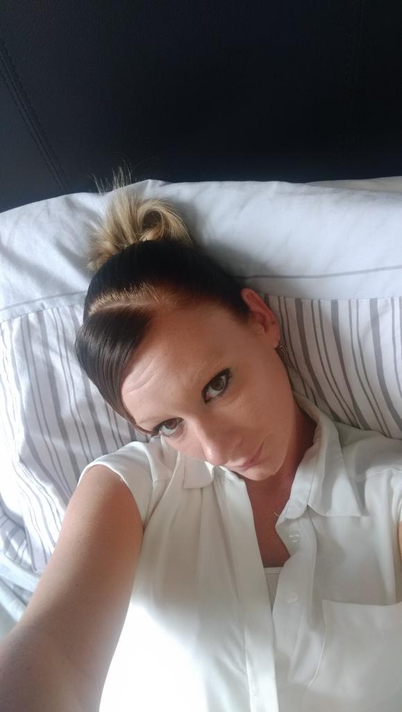 Louise Tyler (@louanamz) on Twitter photo 